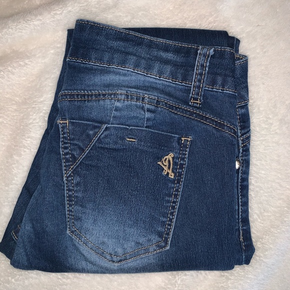 Jeans - Picture 2 of 2